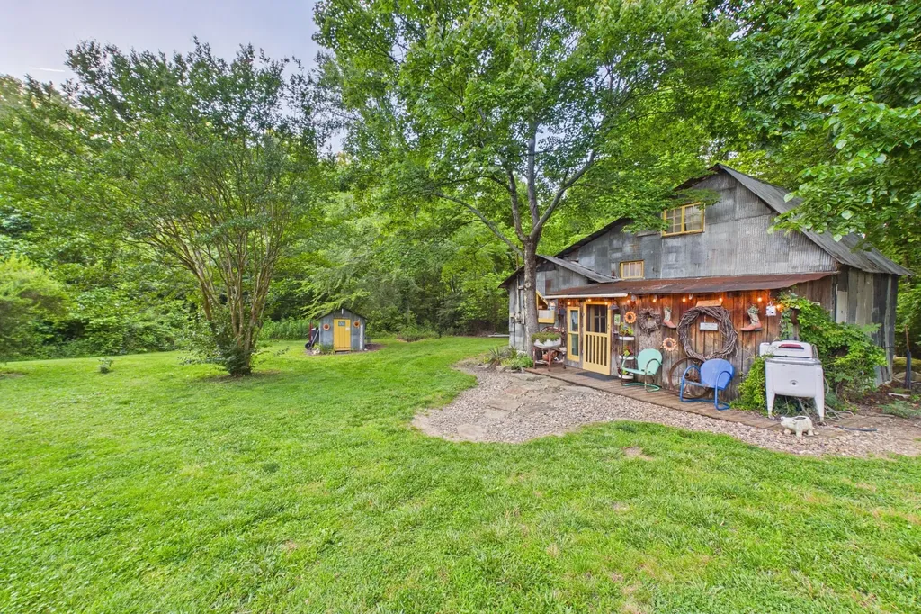 240 Kingtown Road Barbourville KY 40906