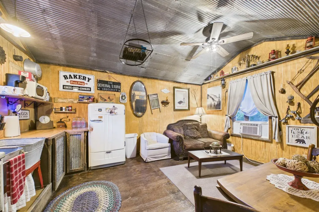 240 Kingtown Road Barbourville KY 40906