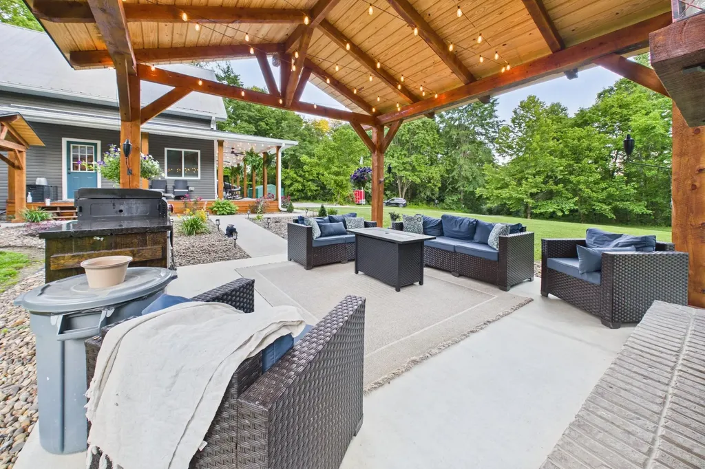 240 Kingtown Road Barbourville KY 40906