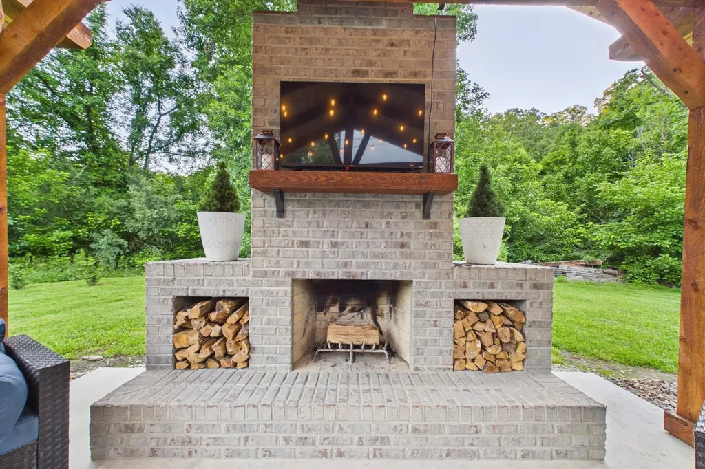 240 Kingtown Road Barbourville KY 40906