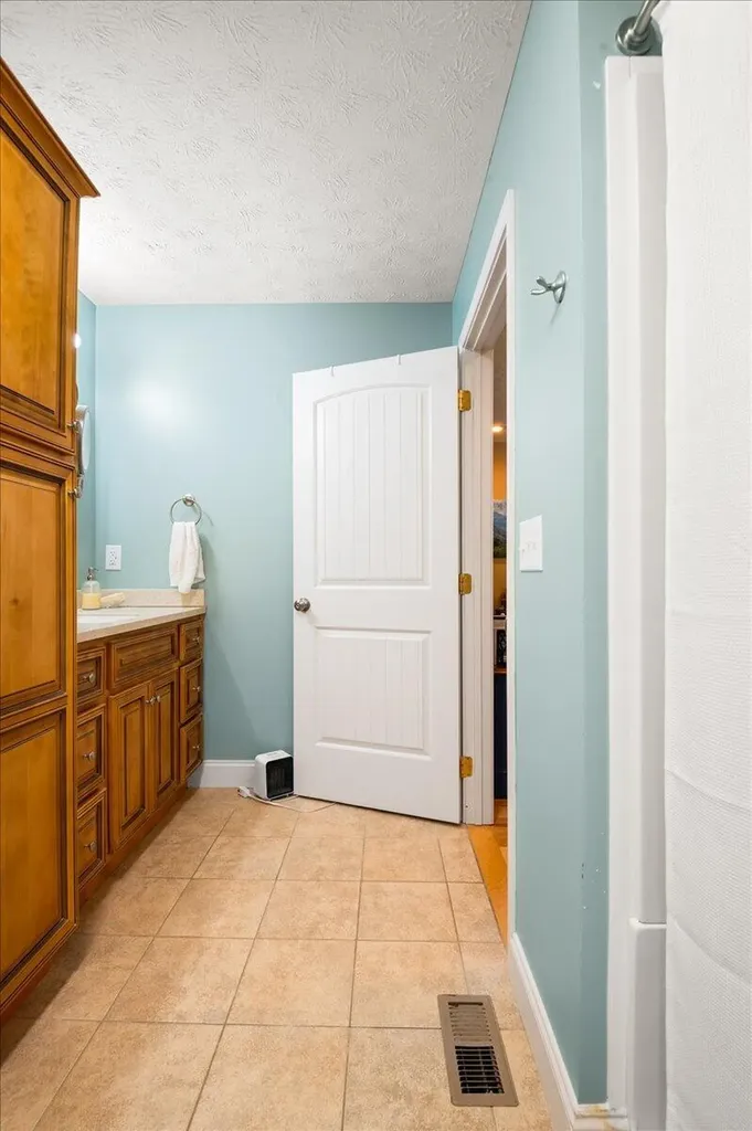 450 Aspen Drive London KY 40741