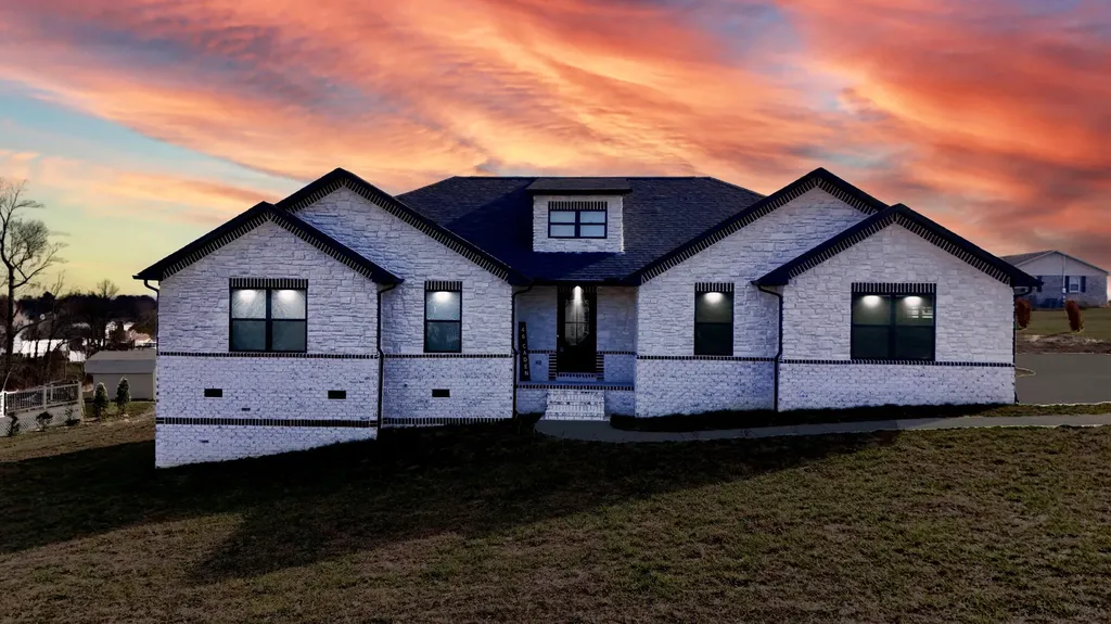 46 Caden Lane London KY 40744