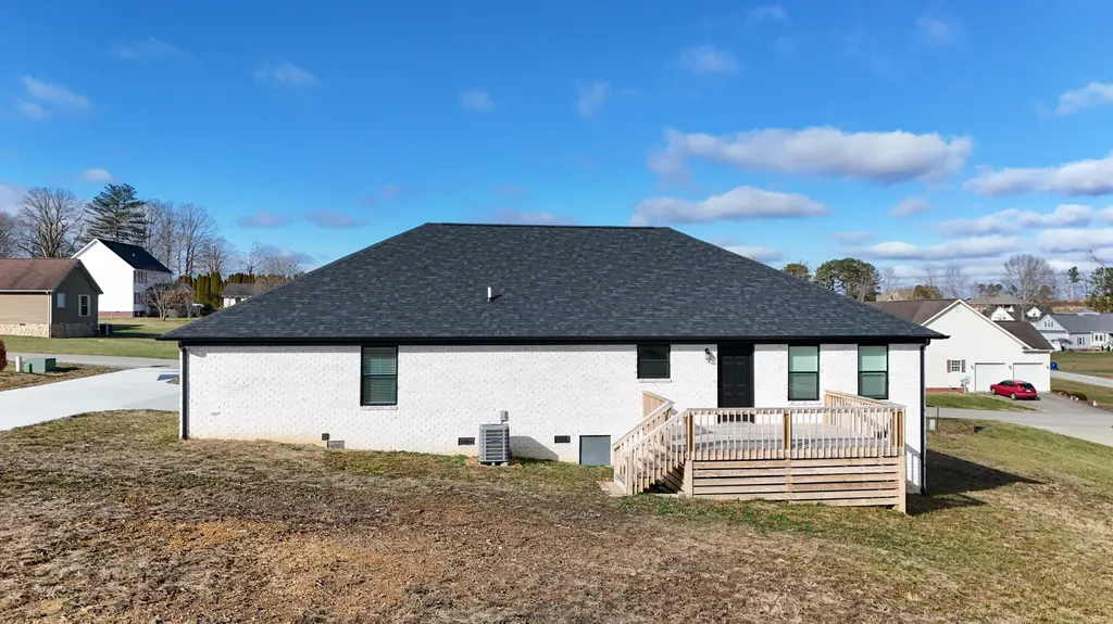 46 Caden Lane London KY 40744
