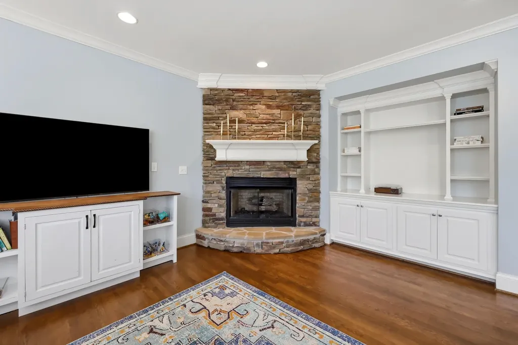 1233 Raeford Lane Lexington KY 40513