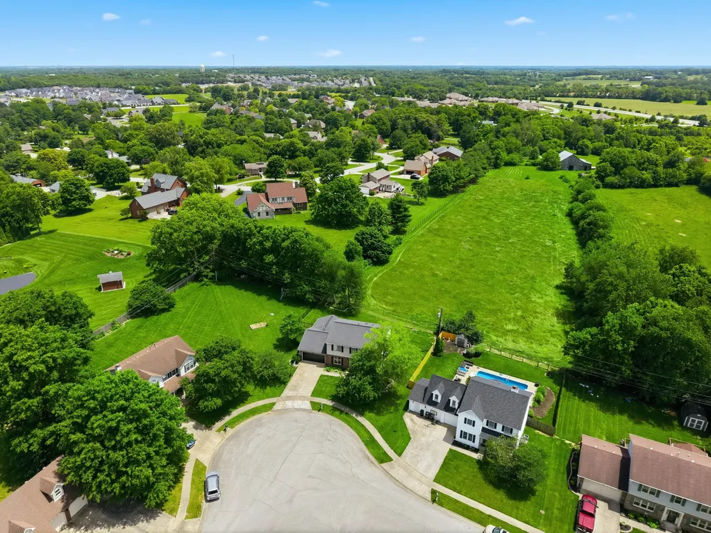 361 Colony Drive Versailles KY 40383