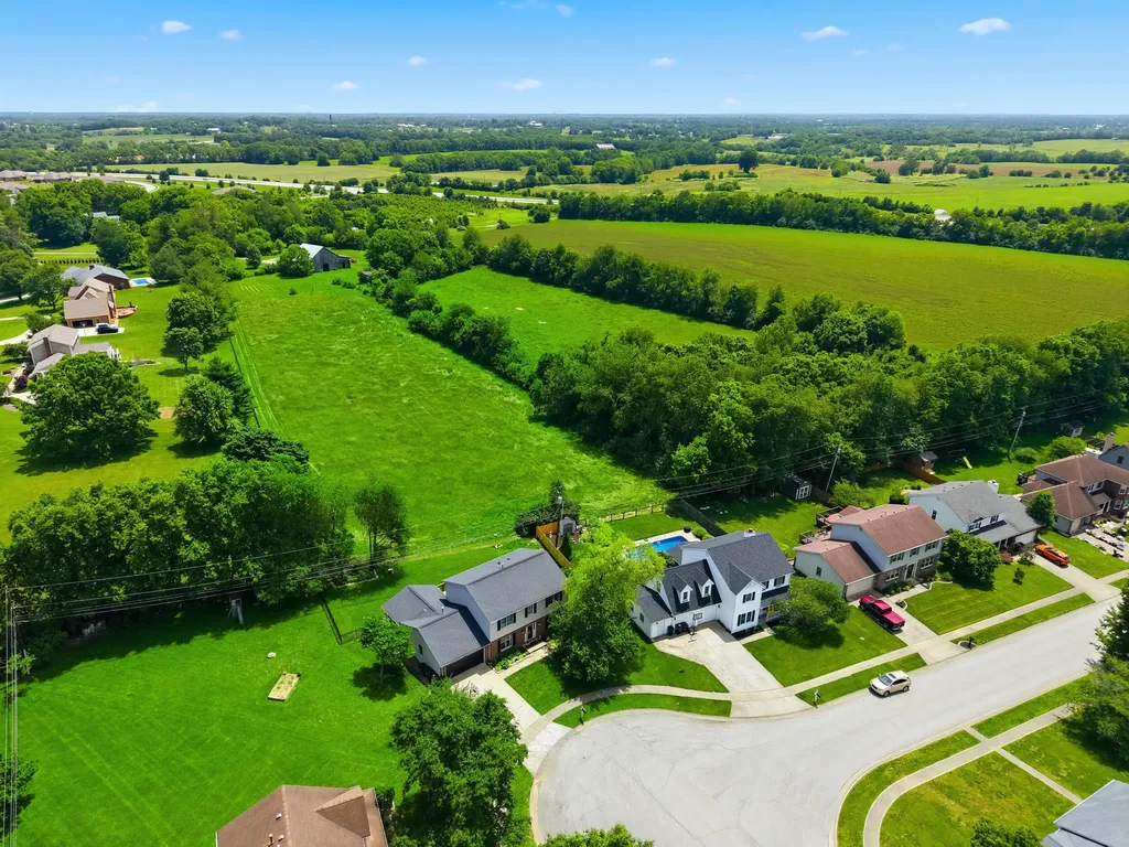 361 Colony Drive Versailles KY 40383