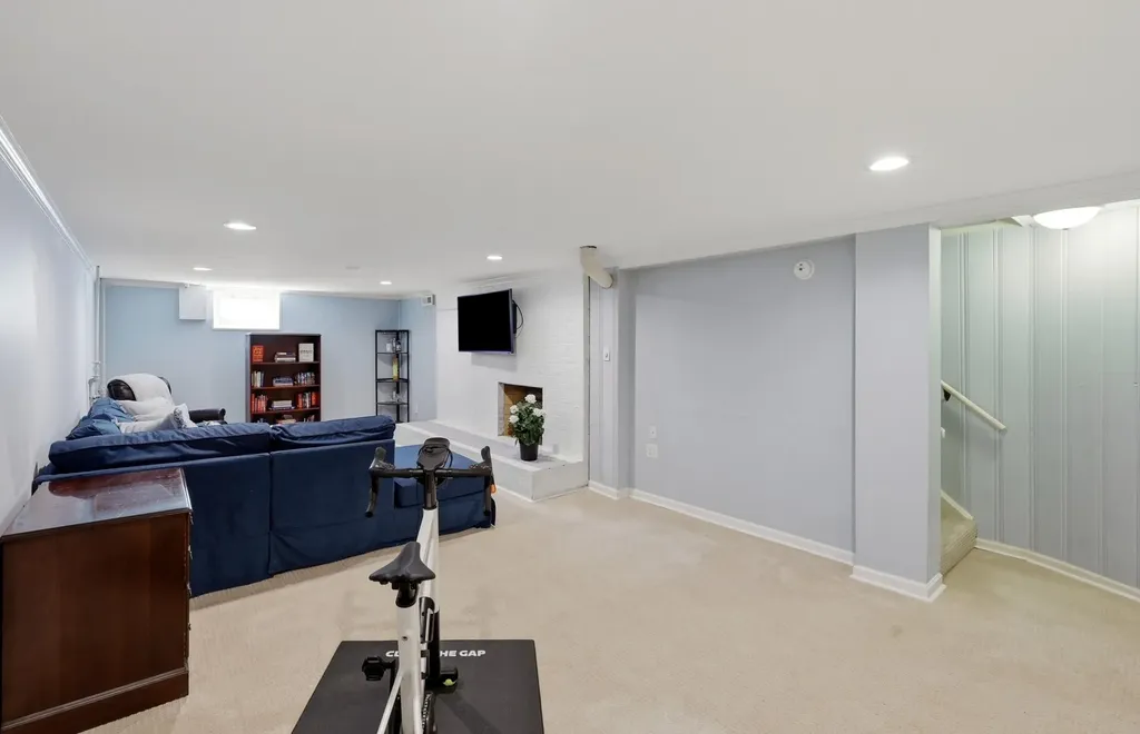 306 Zandale Drive Lexington KY 40503