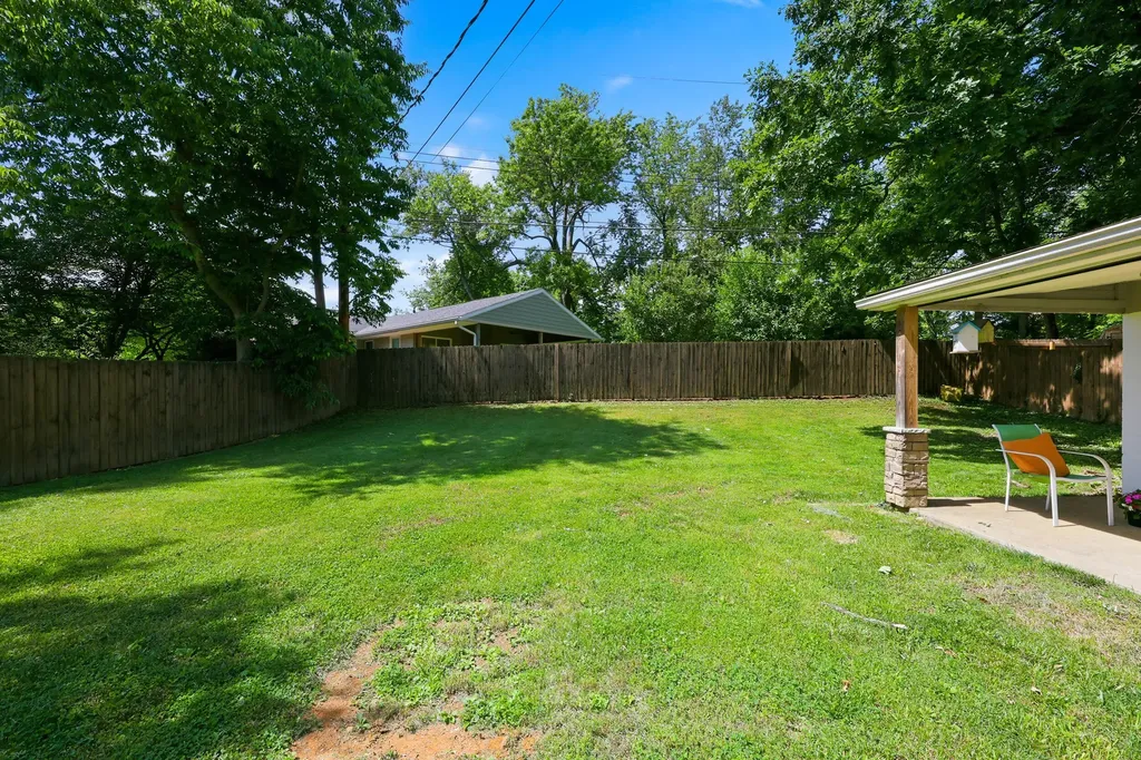 306 Zandale Drive Lexington KY 40503
