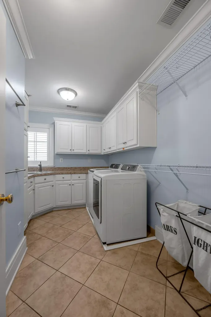 304 Holiday Road Lexington KY 40502