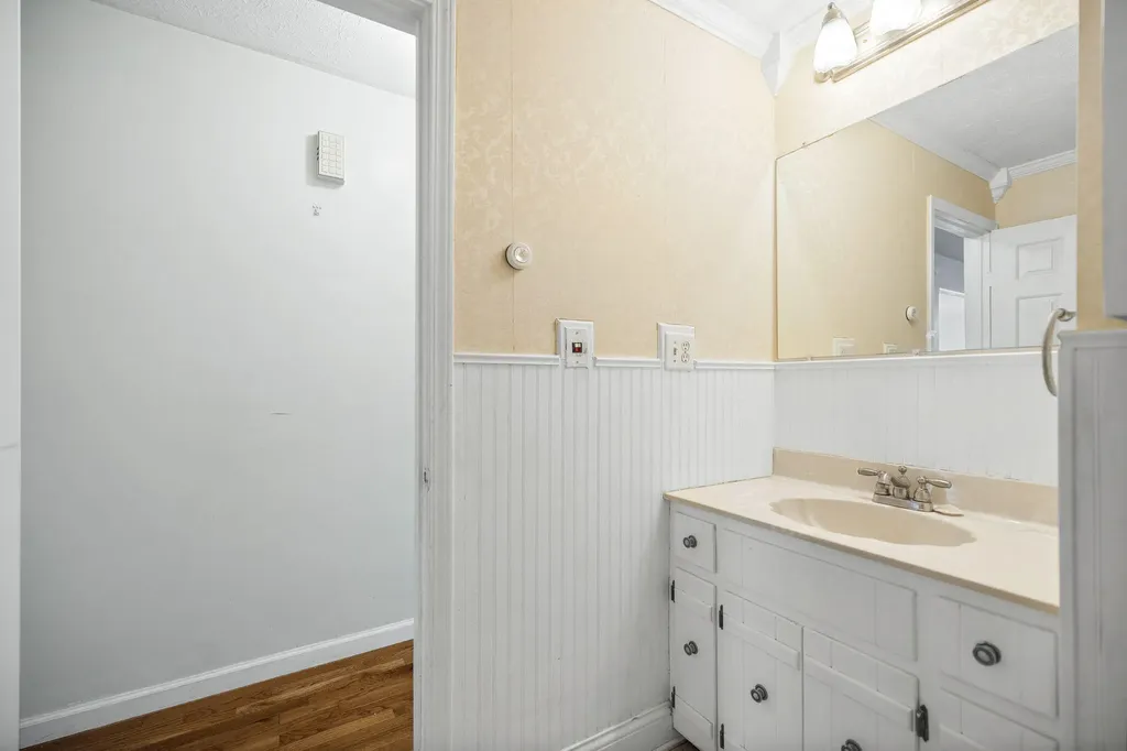 3024 Springs Branch Drive London KY 40744