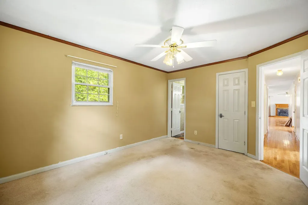 3024 Springs Branch Drive London KY 40744