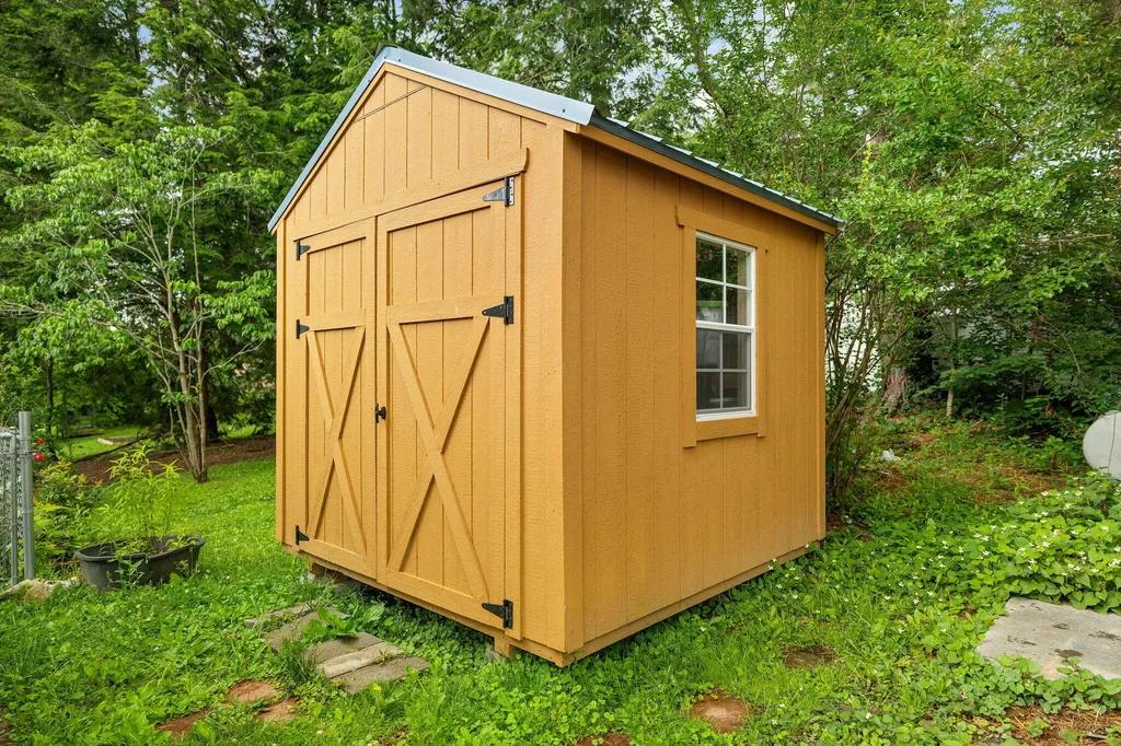 3024 Springs Branch Drive London KY 40744