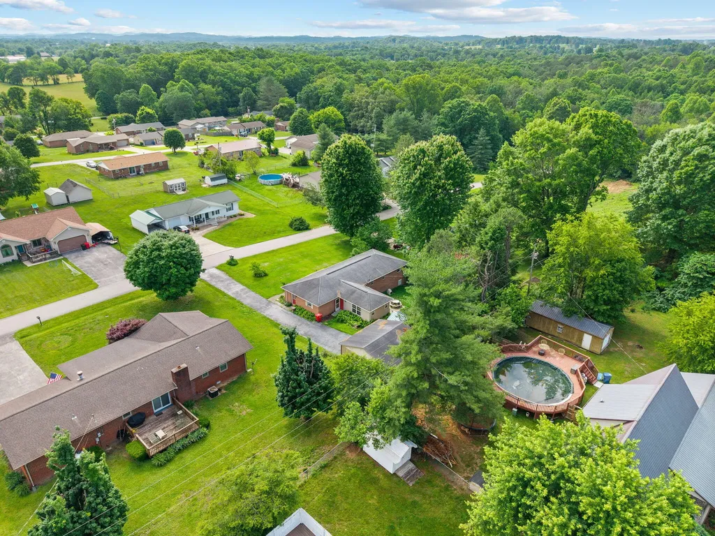 3024 Springs Branch Drive London KY 40744