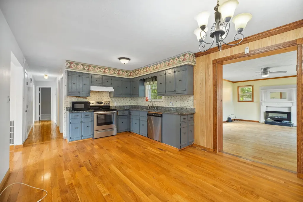3024 Springs Branch Drive London KY 40744