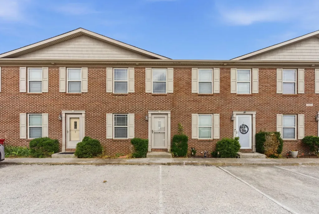 1031 Brooklyn Boulevard Berea KY 40403