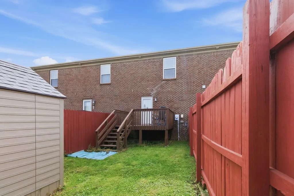 1031 Brooklyn Boulevard Berea KY 40403