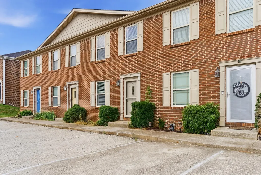 1031 Brooklyn Boulevard Berea KY 40403