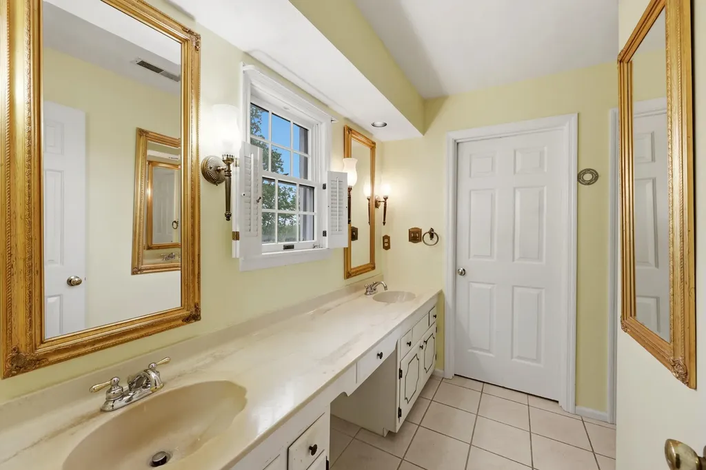1109 Ashwood Drive Maysville KY 41056