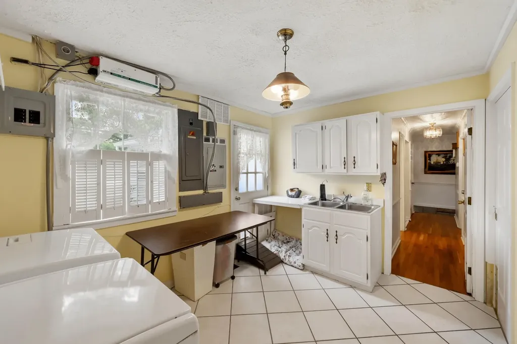 1109 Ashwood Drive Maysville KY 41056