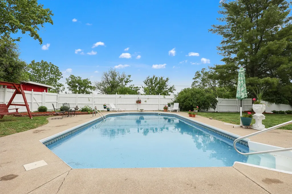 1109 Ashwood Drive Maysville KY 41056