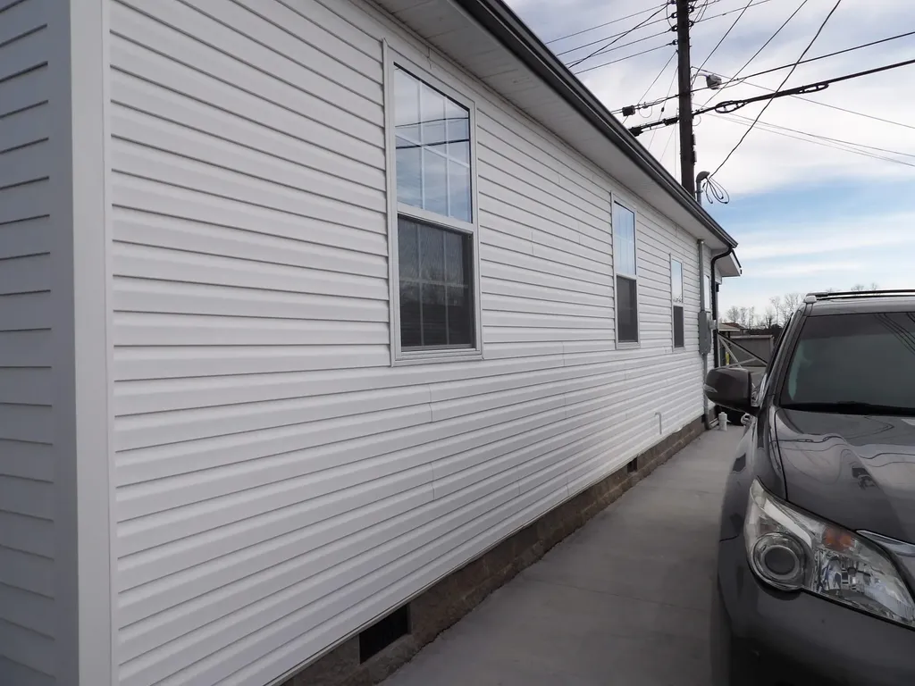 240 E Court Street Lawrenceburg KY 40342