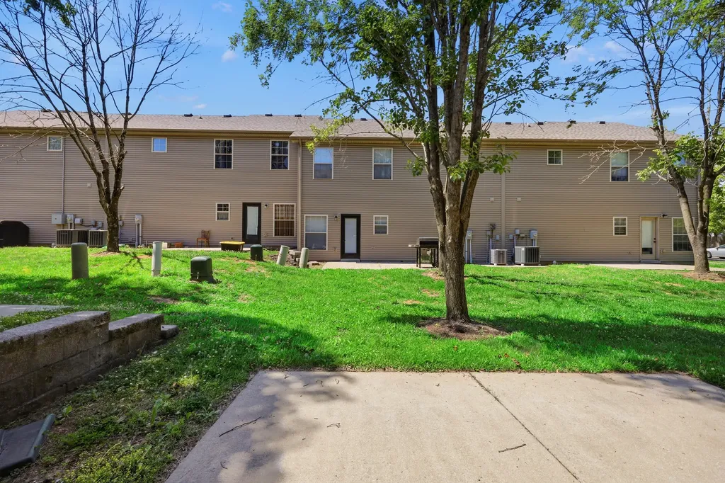 3705 Lochdale Terrace Lexington KY 40514