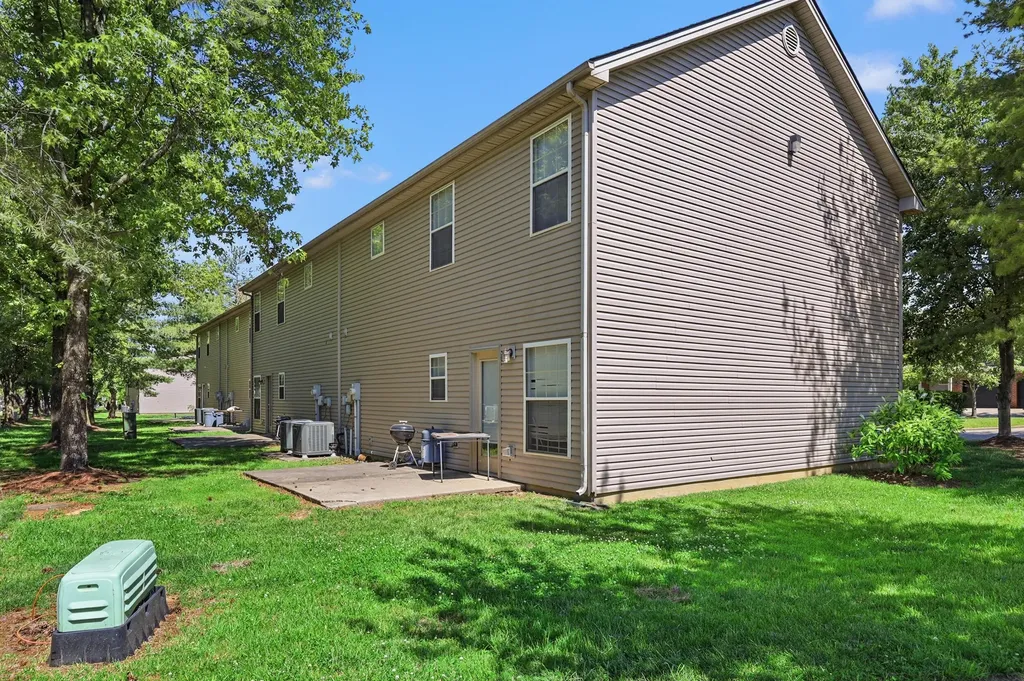 3705 Lochdale Terrace Lexington KY 40514