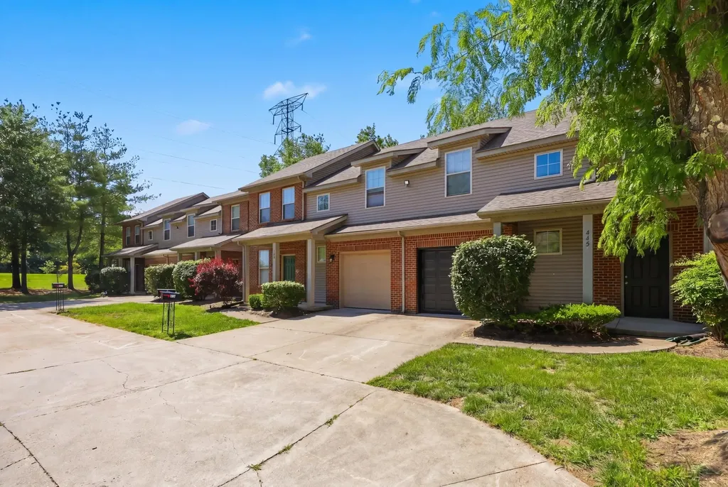 3705 Lochdale Terrace Lexington KY 40514
