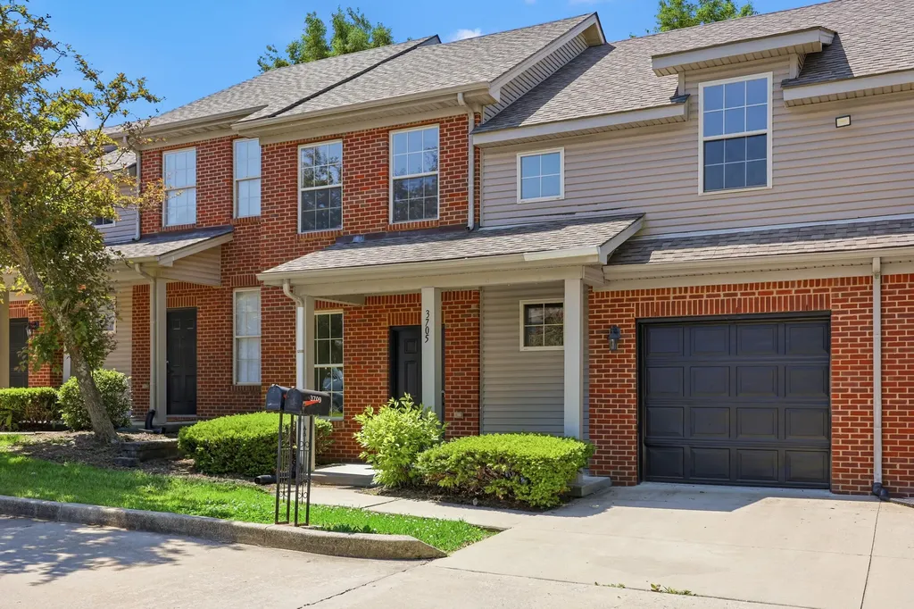 3705 Lochdale Terrace Lexington KY 40514