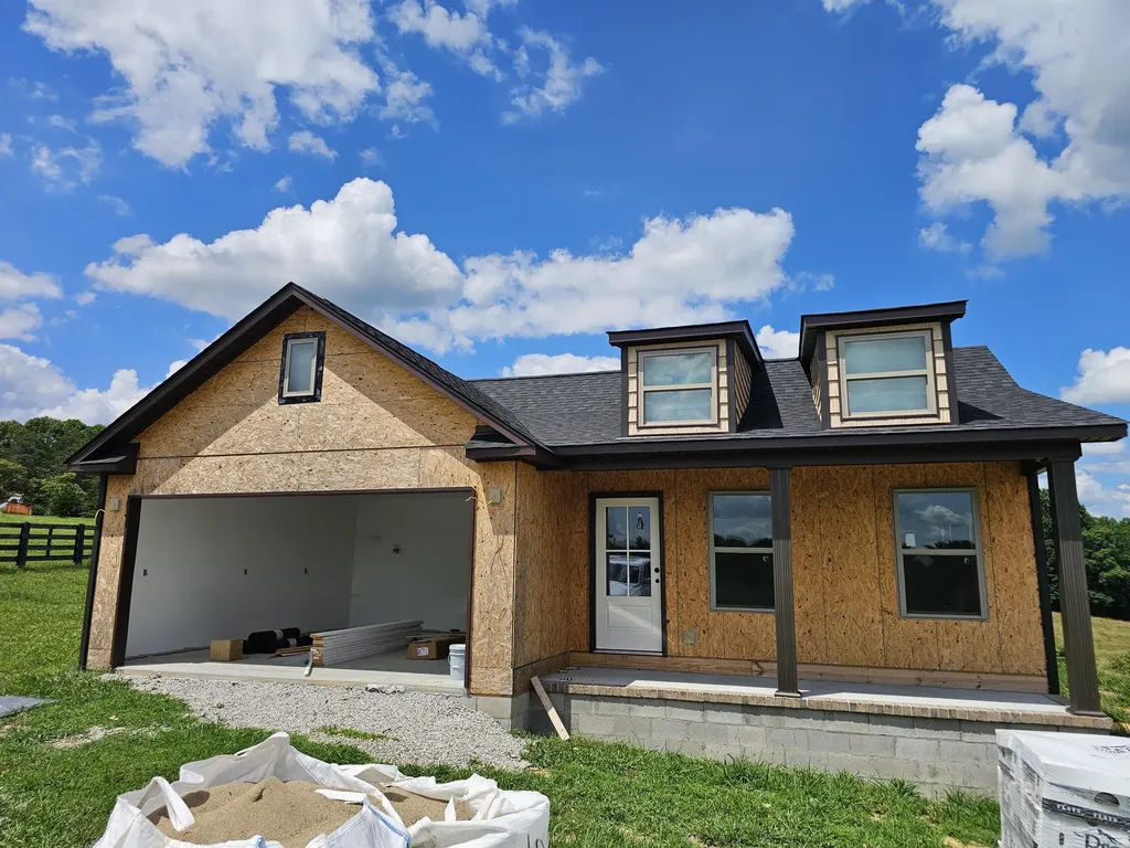 136 Cloyd Lane London KY 40741