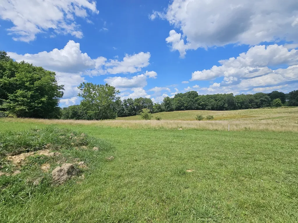 136 Cloyd Lane London KY 40741