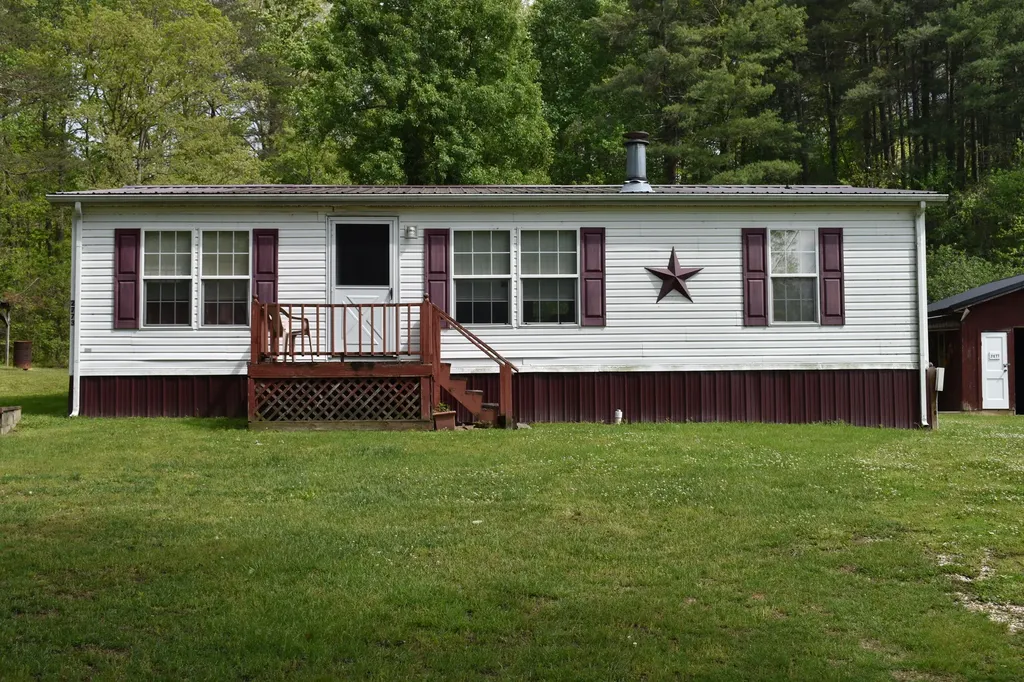 2773 Mud Lick Road Salt Lick KY 40371