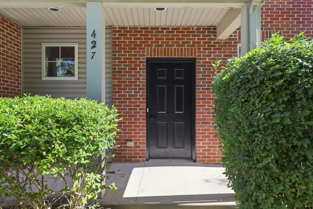 427 Newbury Way Lexington KY 40514