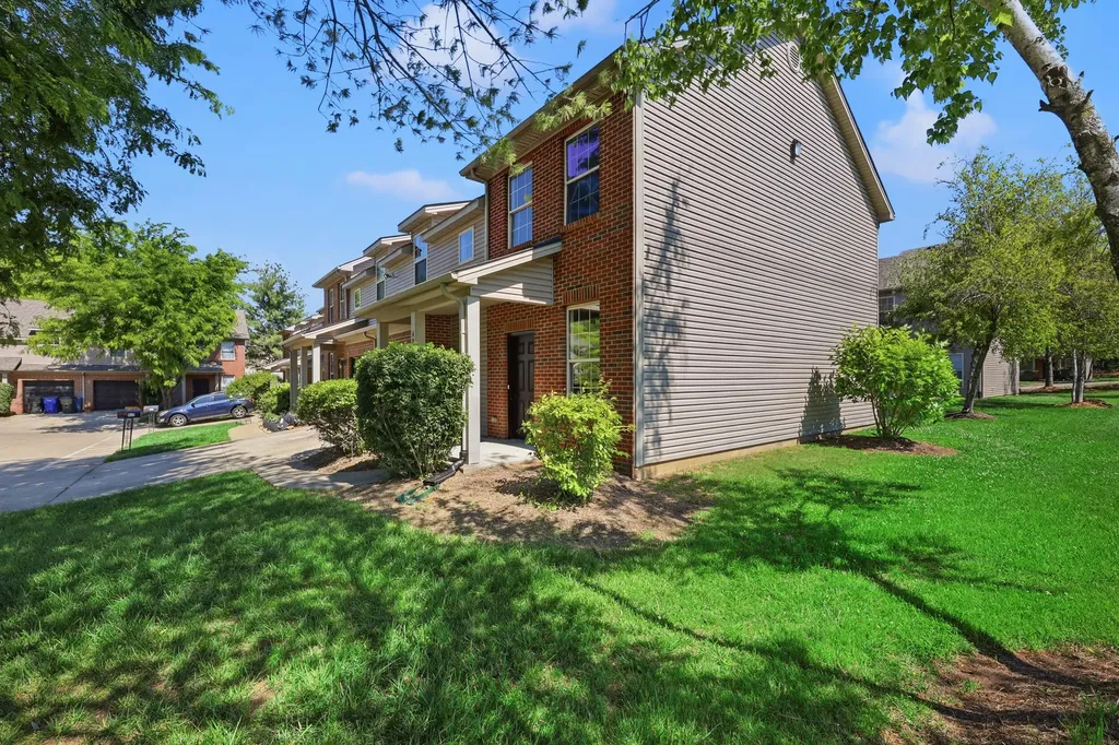 427 Newbury Way Lexington KY 40514