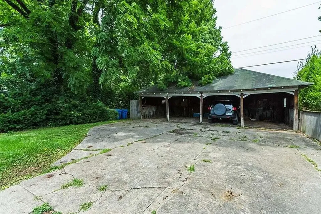 51 Mentelle Park Lexington KY 40502