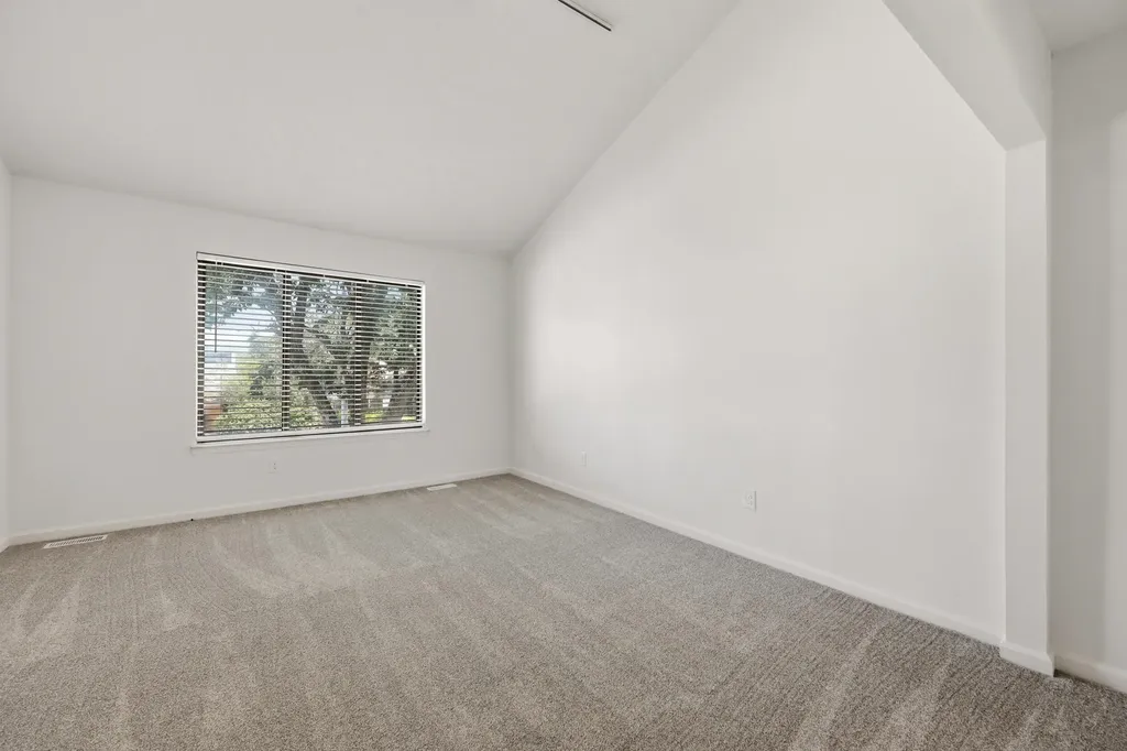 1676 Prairie Circle Lexington KY 40515