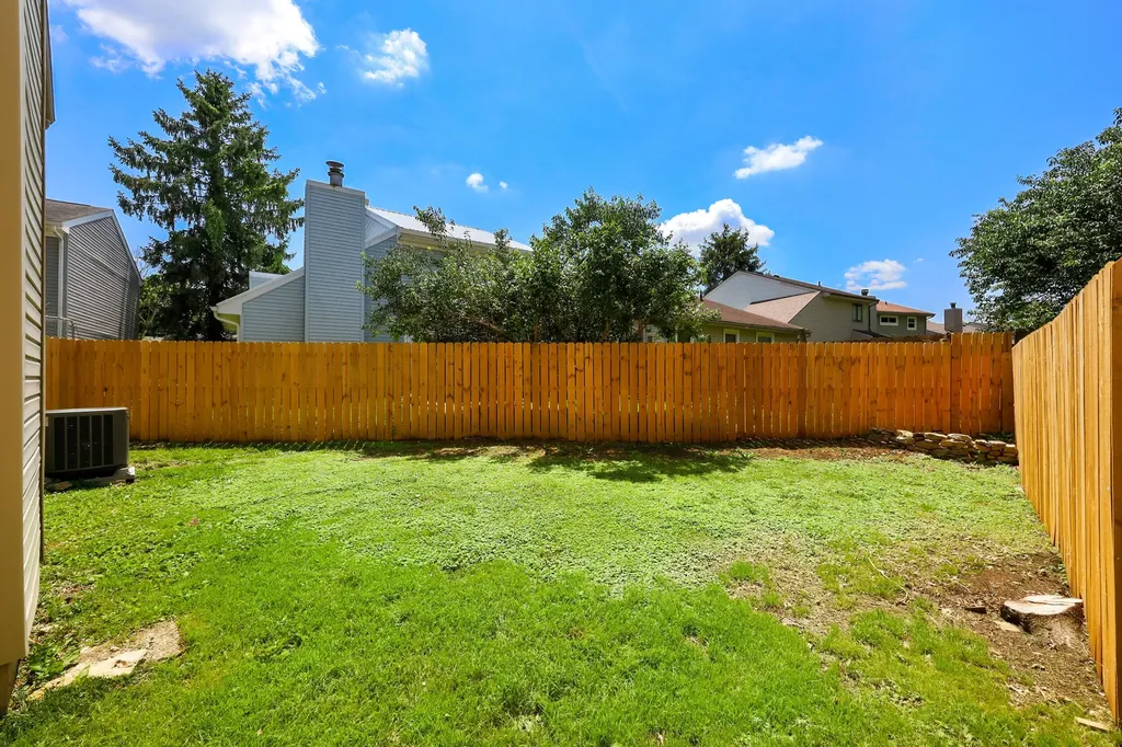 1676 Prairie Circle Lexington KY 40515