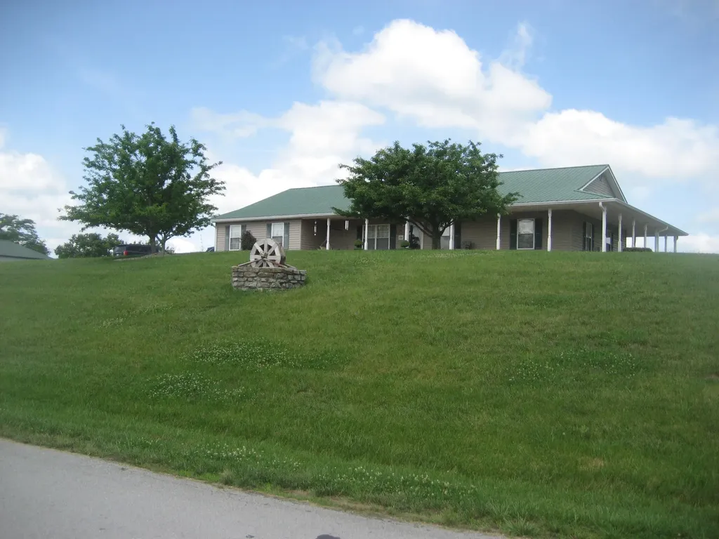 1026 S Sea Ridge Road Lawrenceburg KY 40342