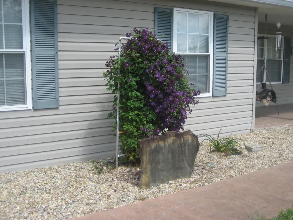 1026 S Sea Ridge Road Lawrenceburg KY 40342