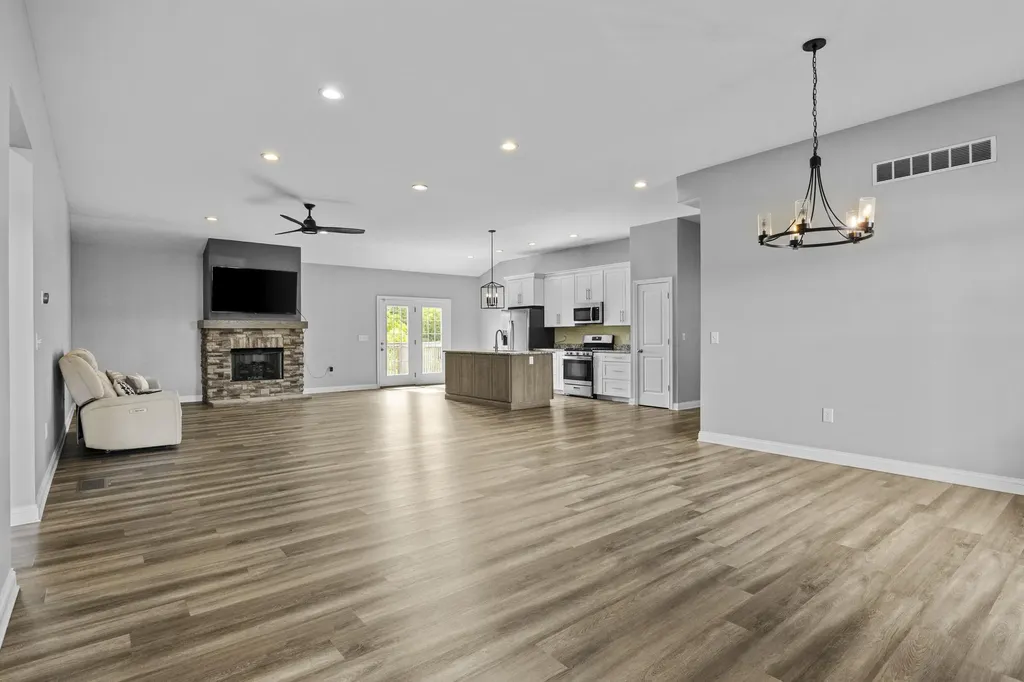 162 Westwoods Drive Georgetown KY 40324