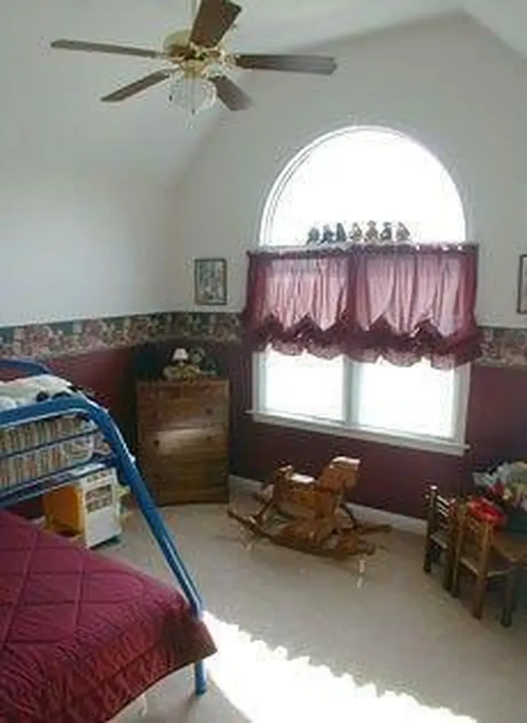 115 Locust Grove Lane Versailles KY 40383