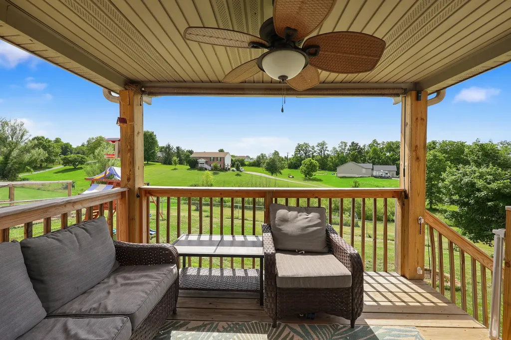 110 Saddle Brook Circle Berea KY 40403