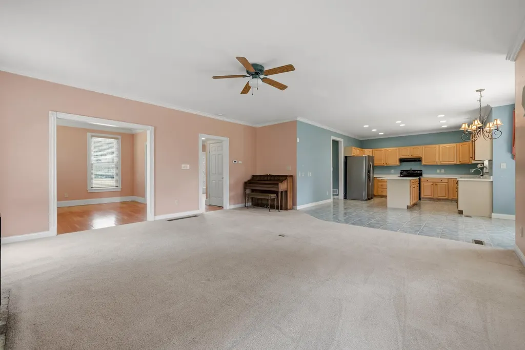 5650 Russell Cave Road Lexington KY 40511