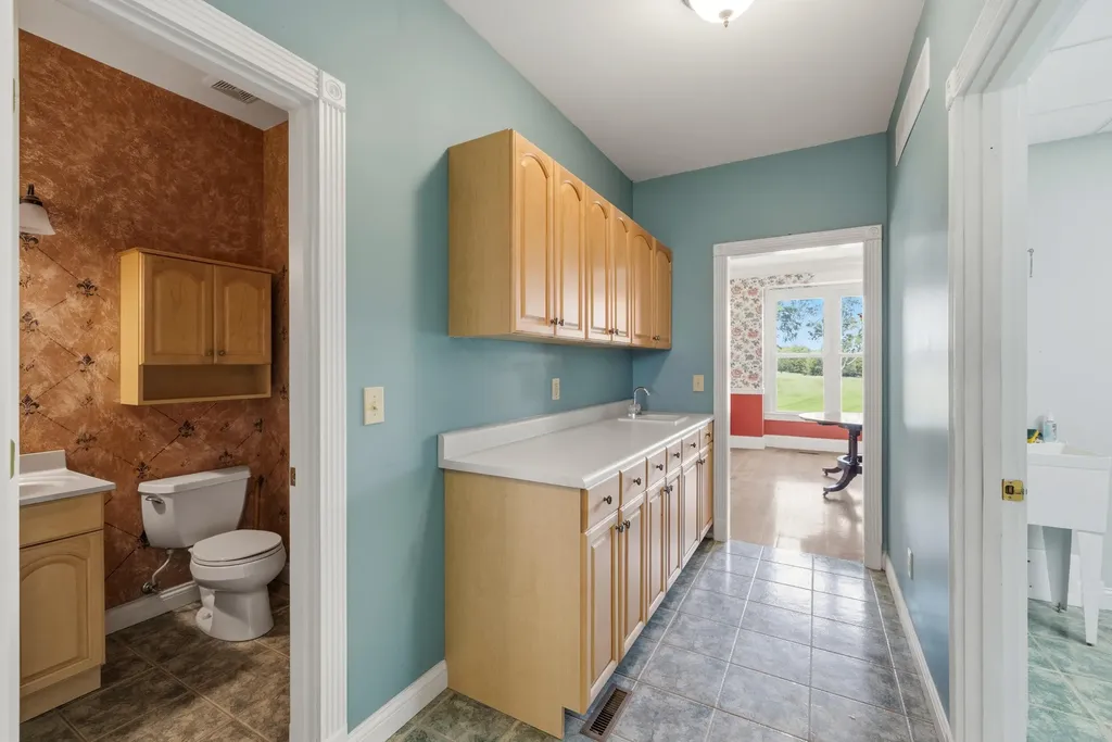 5650 Russell Cave Road Lexington KY 40511