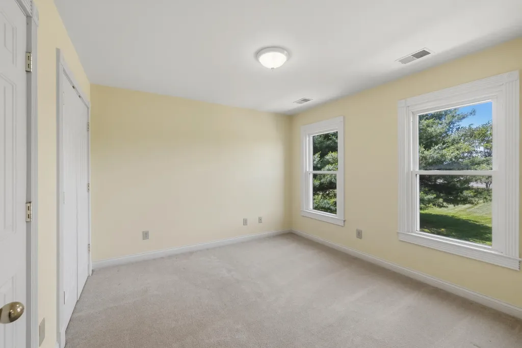 5650 Russell Cave Road Lexington KY 40511