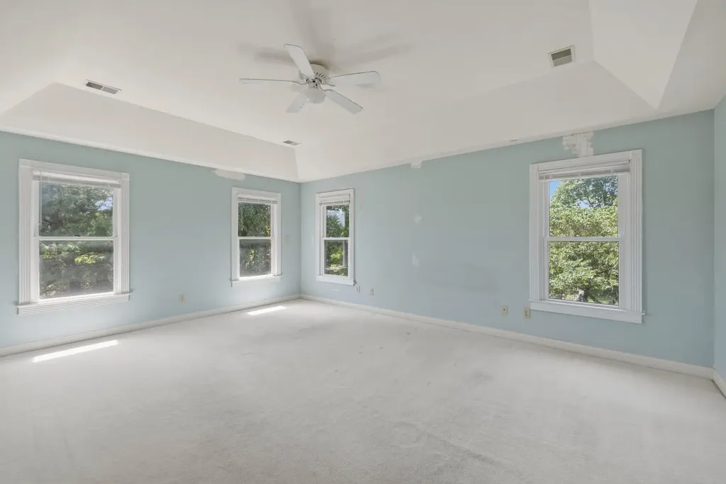 5650 Russell Cave Road Lexington KY 40511