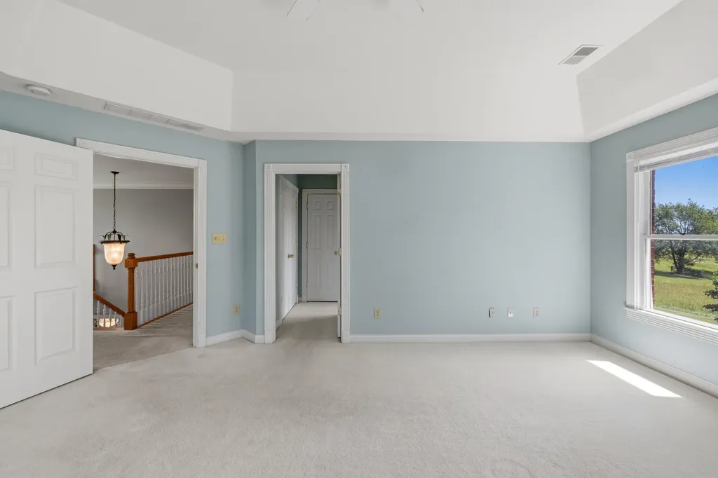 5650 Russell Cave Road Lexington KY 40511