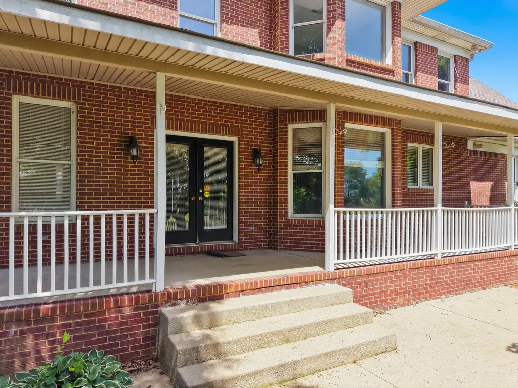 5650 Russell Cave Road Lexington KY 40511