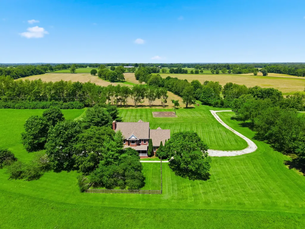 5650 Russell Cave Road Lexington KY 40511