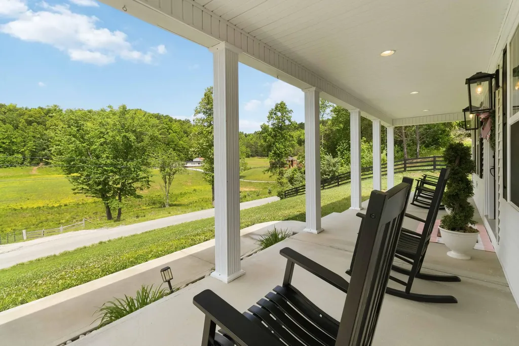 2604 Upper Rader Road Manchester KY 40962